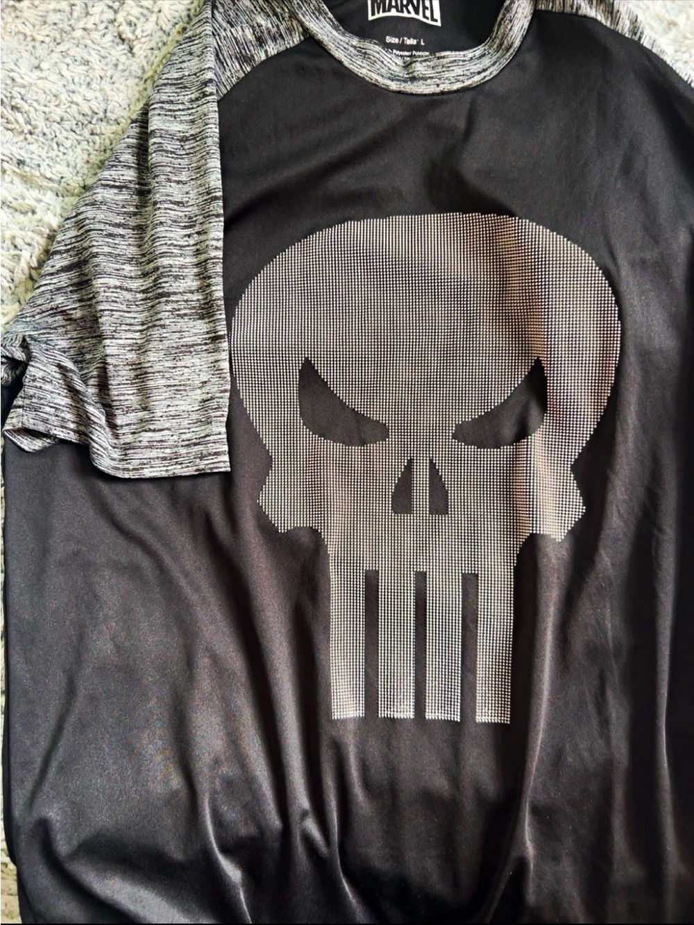Marvel Black Short-Sleeve Tee with Gray Skull Graphic